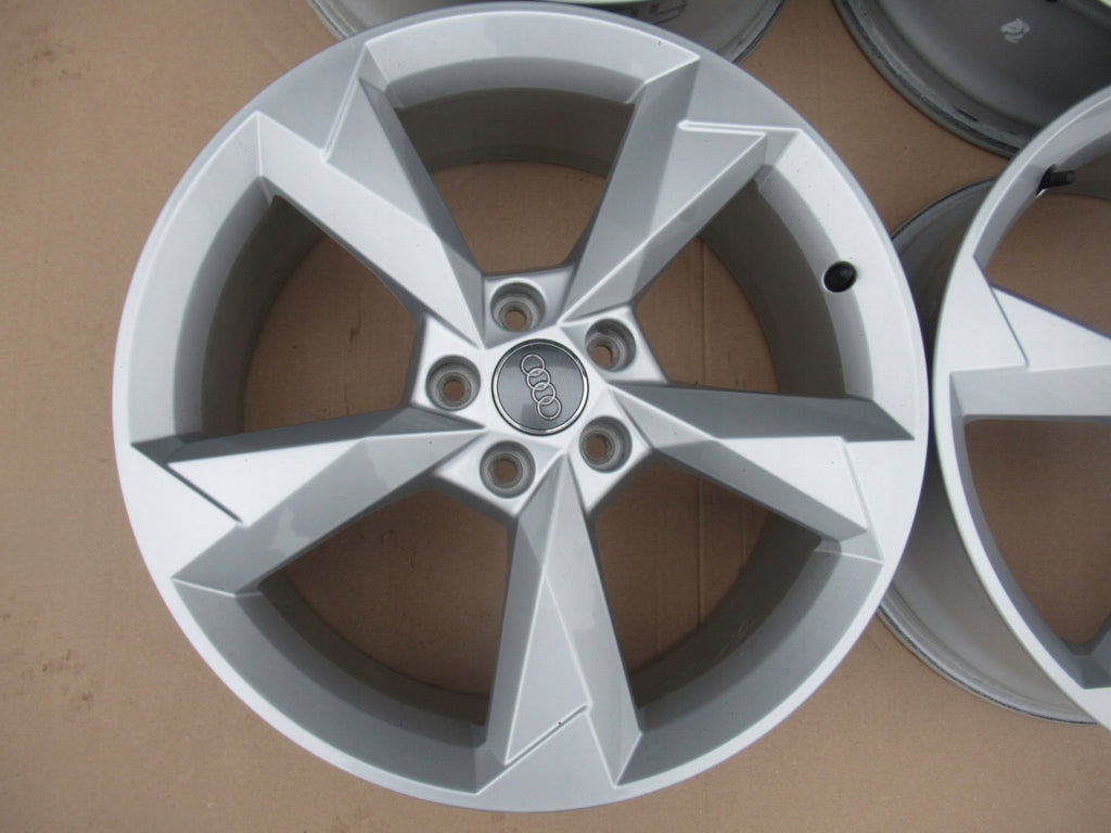 4x Alufelge 19 Zoll 7.0" 5x112 43ET Glanz Silber Audi Q3 Rim Wheel FEL8508213968zx