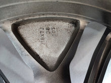 Laden Sie das Bild in den Galerie-Viewer, 1x Alufelge 18 Zoll 7.0&quot; 5x114.3 38ET CAR7777 Mitsubishi Outlander Rim Wheel