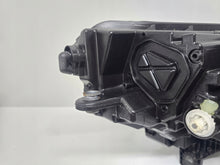 Laden Sie das Bild in den Galerie-Viewer, Frontscheinwerfer Skoda Enyaq 5LB941015 Full LED Ein Stück (Rechts oder Links)