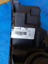 Laden Sie das Bild in den Galerie-Viewer, Frontscheinwerfer Ford Tourneo Connect Transit DT1113W029 Rechts Headlight SCH6803922311mf