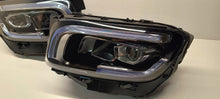 Laden Sie das Bild in den Galerie-Viewer, Frontscheinwerfer Mercedes-Benz W247 A2479061905 LED Rechts oder Links