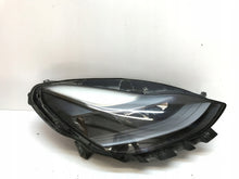 Laden Sie das Bild in den Galerie-Viewer, Frontscheinwerfer Tesla Model 3 1110796-00-D Full LED Rechts oder Links