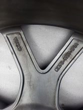 Laden Sie das Bild in den Galerie-Viewer, 1x Alufelge 19 Zoll 8.0&quot; 5x108 55ET KX7C-1007-B1A Ford Mondeo Galaxy Rim Wheel