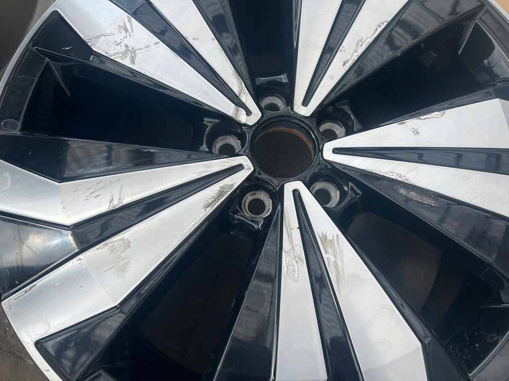 1x Alufelge 17 Zoll 6.5" 5x100 39ET Glanz Silber 2GM601025E Mg T Cross T-Cross