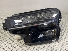 Laden Sie das Bild in den Galerie-Viewer, Frontscheinwerfer Skoda Karoq 57B941009 Links Scheinwerfer Headlight SCH8213219303gf