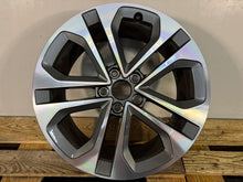 Laden Sie das Bild in den Galerie-Viewer, 1x Alufelge 18 Zoll 8.0" 5x112 8Y0601025CE Audi A3 Rim Wheel FEL1752327331jv