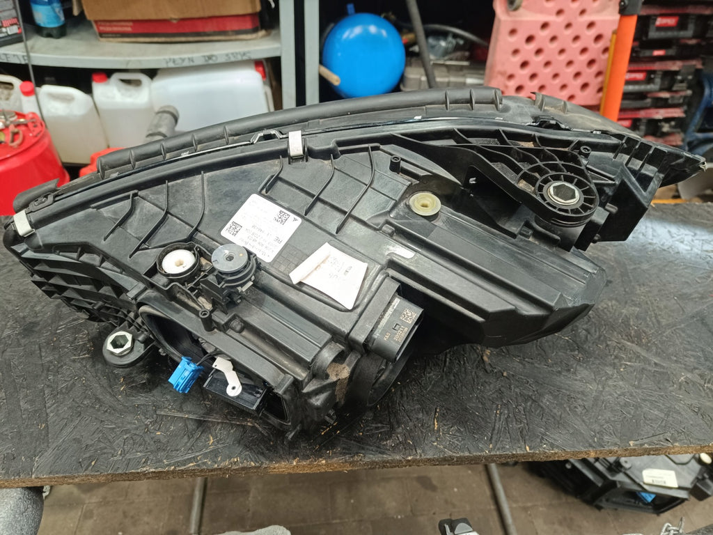 Frontscheinwerfer Mercedes-Benz W206 A2069064803 LED Rechts Headlight SCH5262183433ob