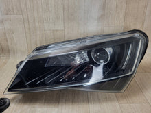 Laden Sie das Bild in den Galerie-Viewer, Frontscheinwerfer Skoda Superb III 3V1941016B 3V1941015B Xenon Ein Satz SCH8509476185zx