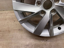 Laden Sie das Bild in den Galerie-Viewer, 1x Alufelge 16 Zoll 46ET Blau 5H0071496 VW Golf Viii Rim Wheel FEL8534244896it
