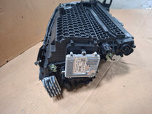 Laden Sie das Bild in den Galerie-Viewer, Frontscheinwerfer VW 57L941060 Rechts Scheinwerfer Headlight SCH4065395918ly