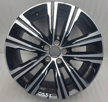 Laden Sie das Bild in den Galerie-Viewer, 1x Alufelge 19 Zoll 7.5" 5x108 50 5ET 32271570 Volvo Xc60 Rim Wheel