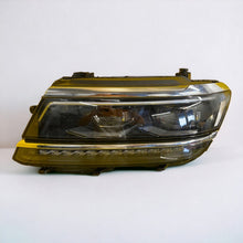 Load image into Gallery viewer, Frontscheinwerfer VW Tiguan 5NB941081A full LED Links Scheinwerfer Headlight