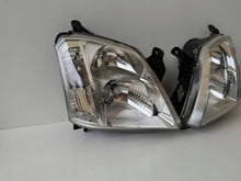 Laden Sie das Bild in den Galerie-Viewer, Frontscheinwerfer Opel Meriva A 89308560 Ein Stück (Rechts oder Links) Headlight SCH2002554960zi