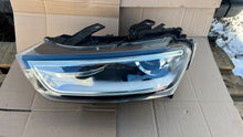 Laden Sie das Bild in den Galerie-Viewer, Frontscheinwerfer Audi Q3 8U0941005 Xenon Links Scheinwerfer Headlight