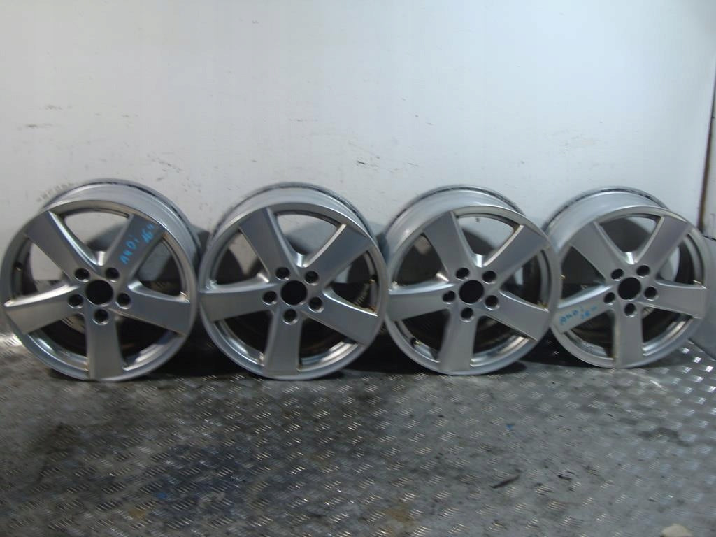 4x Alufelge 18 Zoll 8.5" 5x112 29ET Glanz Silber 8T0601025 Audi Rim Wheel FEL6493766664jz