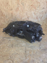 Laden Sie das Bild in den Galerie-Viewer, Frontscheinwerfer VW Golf Sportsvan 517941031B Xenon Links Headlight SCH9239341356kz