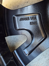 Laden Sie das Bild in den Galerie-Viewer, 1x Alufelge 15 Zoll 6.0" 4x100 50ET Glanz Honda Jazz Rim Wheel FEL3261249735oa