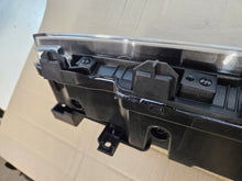 Load image into Gallery viewer, Frontscheinwerfer Hyundai Bayon 92209Q0700 Vorderseite Scheinwerfer Headlight