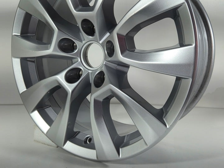 1x Alufelge 17 Zoll 8.0" 5x120 49ET 2H6601025A VW Amarok Rim Wheel FEL2845667153fw