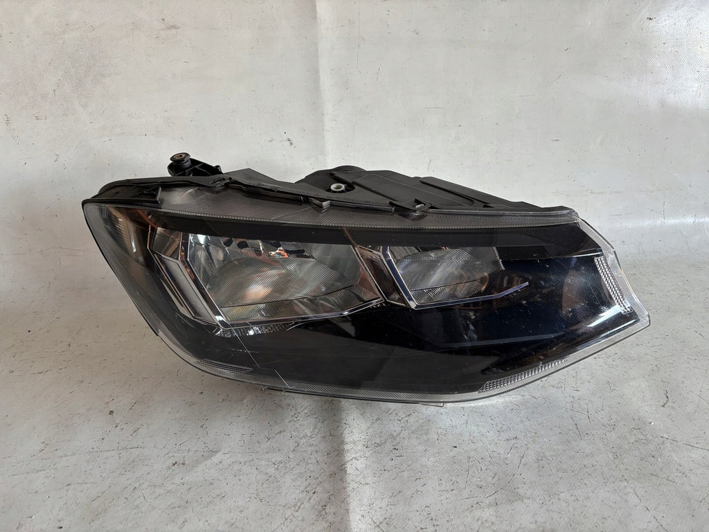 Frontscheinwerfer VW Caddy 2K8941006D 2K8941005B Ein Stück (Rechts oder Links) SCH6704845334cb