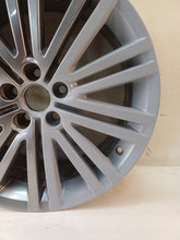 Laden Sie das Bild in den Galerie-Viewer, 1x Alufelge 17 Zoll 7.0" 5x100 46ET Glanz Zum Streichen 6R0601025 VW Polo FEL6598598891qh