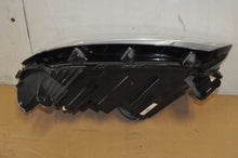 Laden Sie das Bild in den Galerie-Viewer, Frontscheinwerfer Dacia Sandero III Jogger 260101940R Rechts Headlight