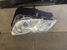 Load image into Gallery viewer, Frontscheinwerfer Mercedes-Benz A2078200259 A2078200159 Xenon Rechts oder Links SCH4788032562ii