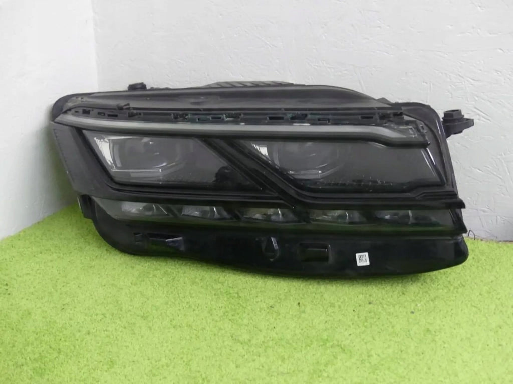 Frontscheinwerfer VW Touareg 761941082A Rechts Scheinwerfer Headlight