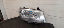 Laden Sie das Bild in den Galerie-Viewer, Frontscheinwerfer Mercedes-Benz Sprinter RKC12090 Vorderseite Headlight