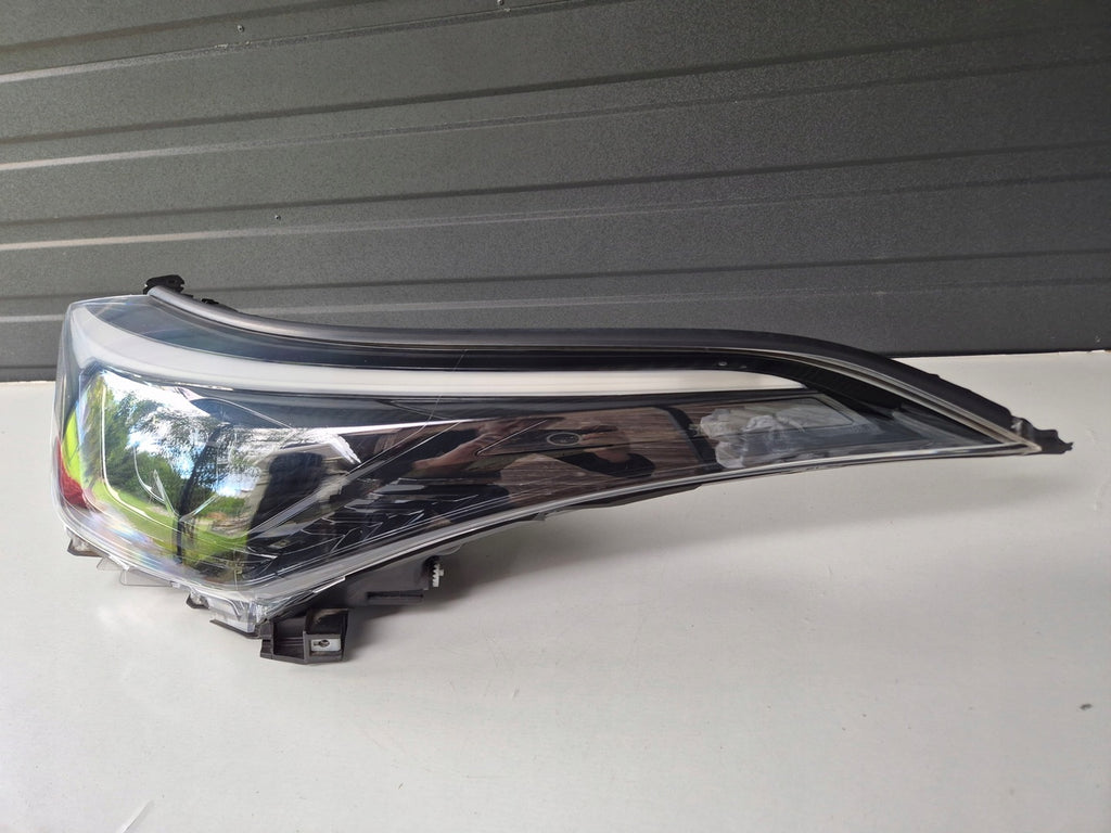 Frontscheinwerfer Toyota 81150-YP280 LED Links Scheinwerfer Headlight
