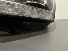 Laden Sie das Bild in den Galerie-Viewer, Frontscheinwerfer Skoda Fabia III 6V1941015F Full LED Links Headlight