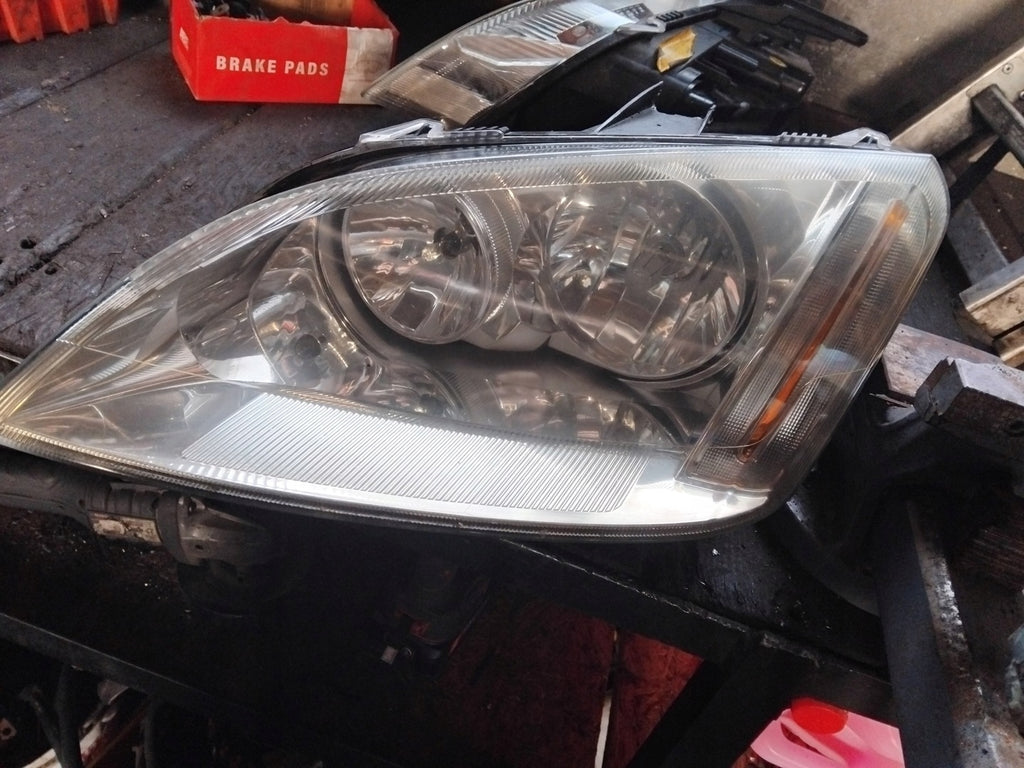 Frontscheinwerfer Ford Focus C-Max 3EEE1DD Ein Satz Scheinwerfer Headlight SCH7073987906mp