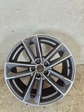 Laden Sie das Bild in den Galerie-Viewer, 1x Alufelge 19 Zoll 8.0" 5x112 83A601025B Audi Q3 Rim Wheel FEL5991801940nw