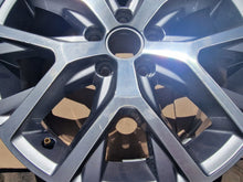 Load image into Gallery viewer, 1x Alufelge 17 Zoll 6.0" 5x112 Glanz 2K5601025F VW Caddy I Rim Wheel FEL6476413929ym