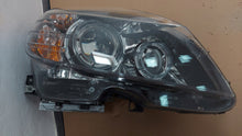Laden Sie das Bild in den Galerie-Viewer, Frontscheinwerfer Mercedes-Benz W204 A2038206259KOD 85122000 Xenon Rechts SCH7690597499vp