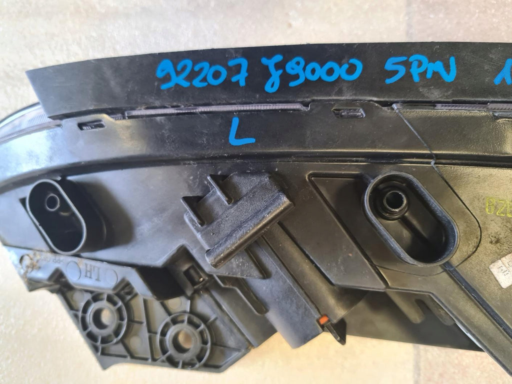 Frontscheinwerfer Hyundai Kona 92207J9000 Links Scheinwerfer Headlight SCH3391683792pa
