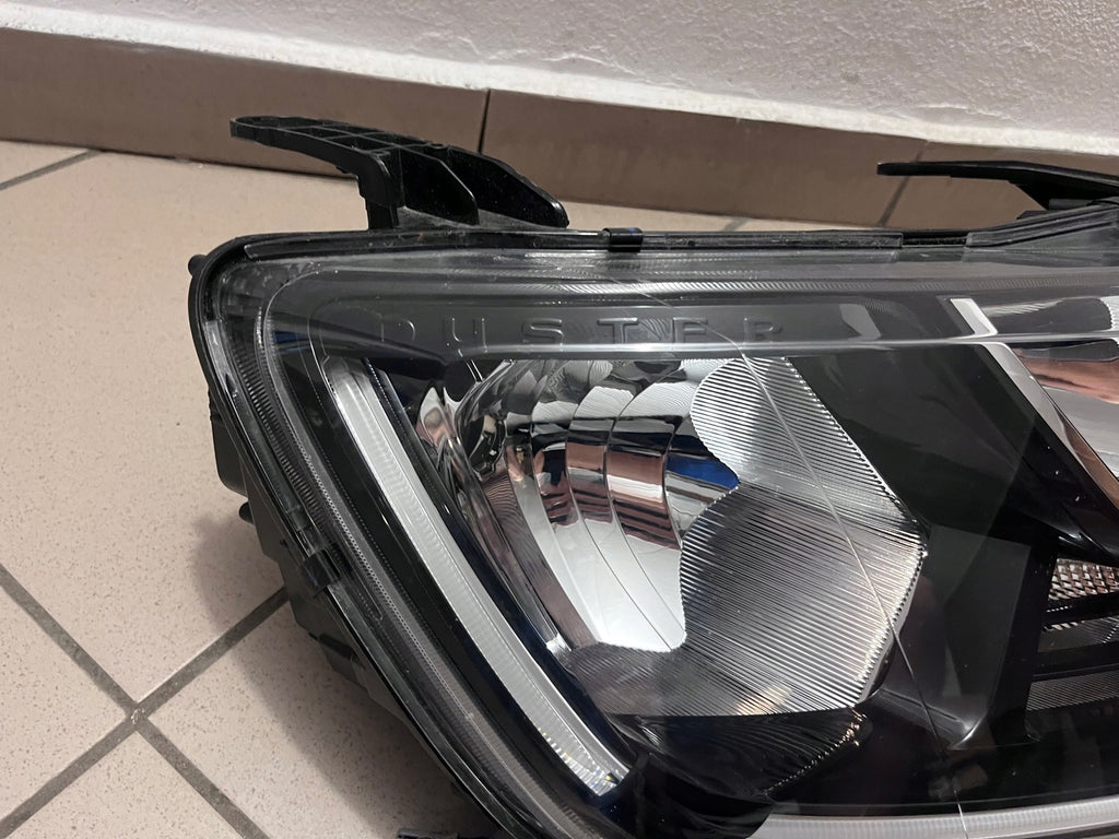 Frontscheinwerfer Dacia Duster 260101133R 260101133 LED Rechts Headlight SCH4677291937ko