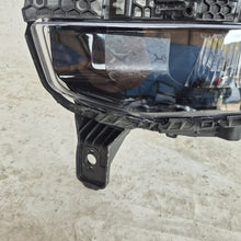 Laden Sie das Bild in den Galerie-Viewer, Frontscheinwerfer Jeep 52218719 Links Scheinwerfer Headlight SCH7607834498dj
