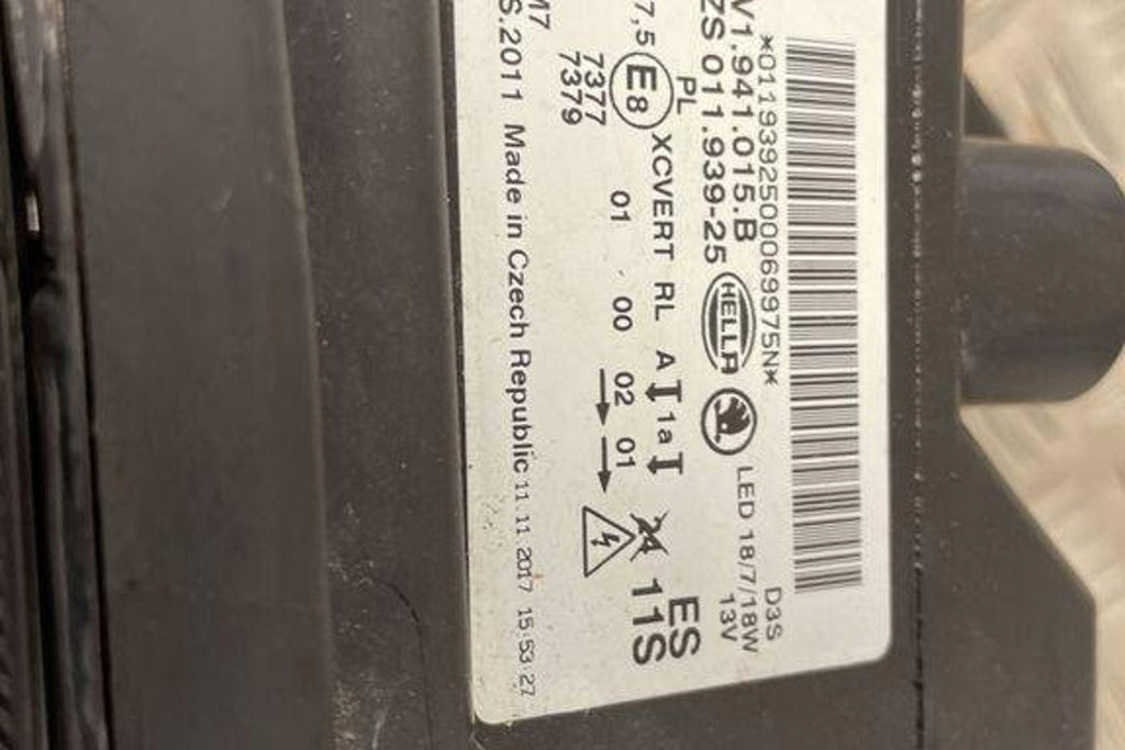 Frontscheinwerfer Skoda Superb III 3V1941015B LED Ein Stück (Rechts oder Links)