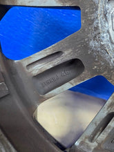 Laden Sie das Bild in den Galerie-Viewer, 1x Alufelge 15 Zoll Mitsubishi Space Star Colt I Rim Wheel FEL2847736898ur