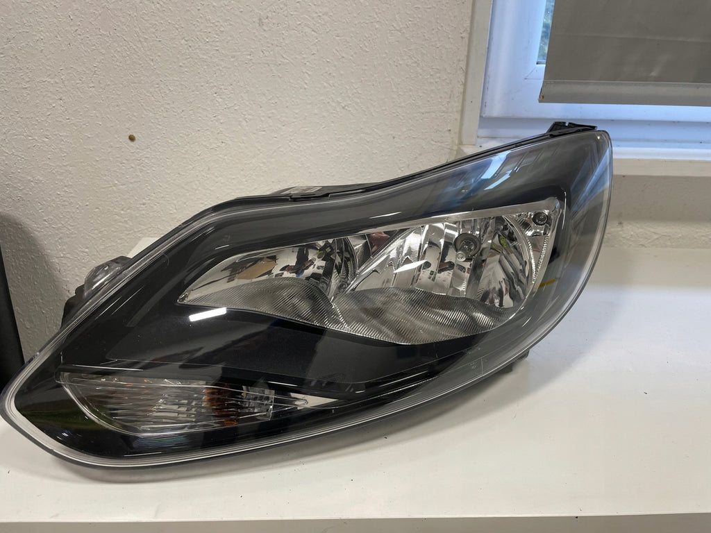 Frontscheinwerfer Ford Focus III BM51-13W030-CK Links Scheinwerfer Headlight