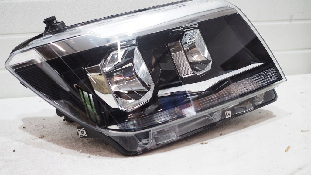 Frontscheinwerfer VW Crafter 7C1941006B Rechts Scheinwerfer Headlight SCH7811348147ze