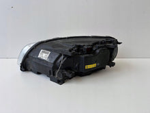 Load image into Gallery viewer, Frontscheinwerfer Volvo Xc70 31214348 Xenon Rechts Scheinwerfer Headlight SCH6775987585tn
