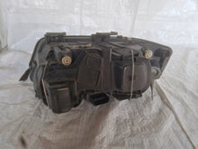 Laden Sie das Bild in den Galerie-Viewer, Frontscheinwerfer Audi A6 C5 4B0941030 Ein Stück (Rechts oder Links) Headlight
