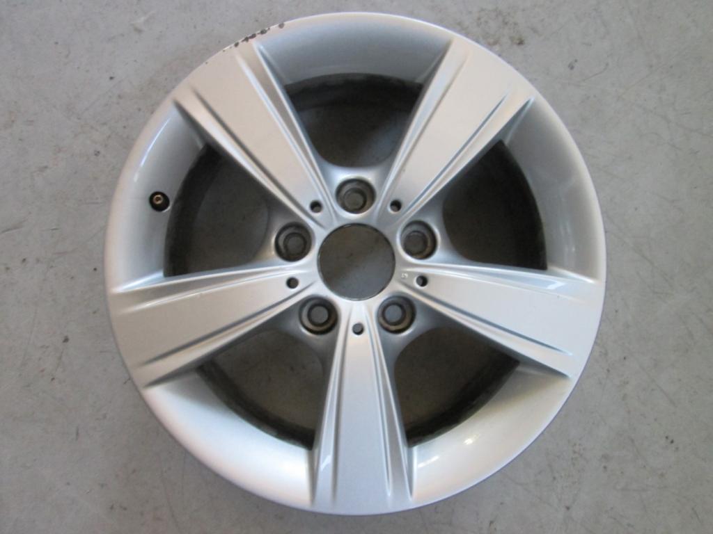 1x Alufelge 16 Zoll BMW 1 Rim Wheel