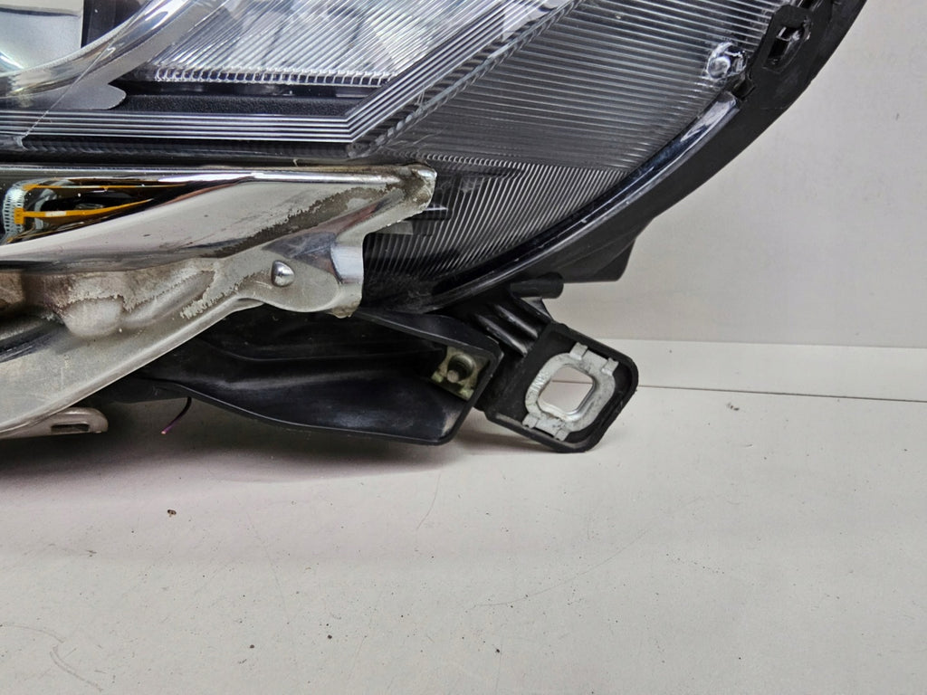 Frontscheinwerfer Lancia Delta III Links Scheinwerfer Headlight SCH7044429150fy