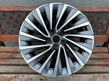 Load image into Gallery viewer, 1x Alufelge 18 Zoll 8.0" 5x112 44ET Glanz Graphit 3P0601025F Mg Superb I FEL3101473946pz