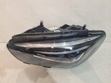 Laden Sie das Bild in den Galerie-Viewer, Frontscheinwerfer Mercedes-Benz W247 A2479060505 LED Links Headlight