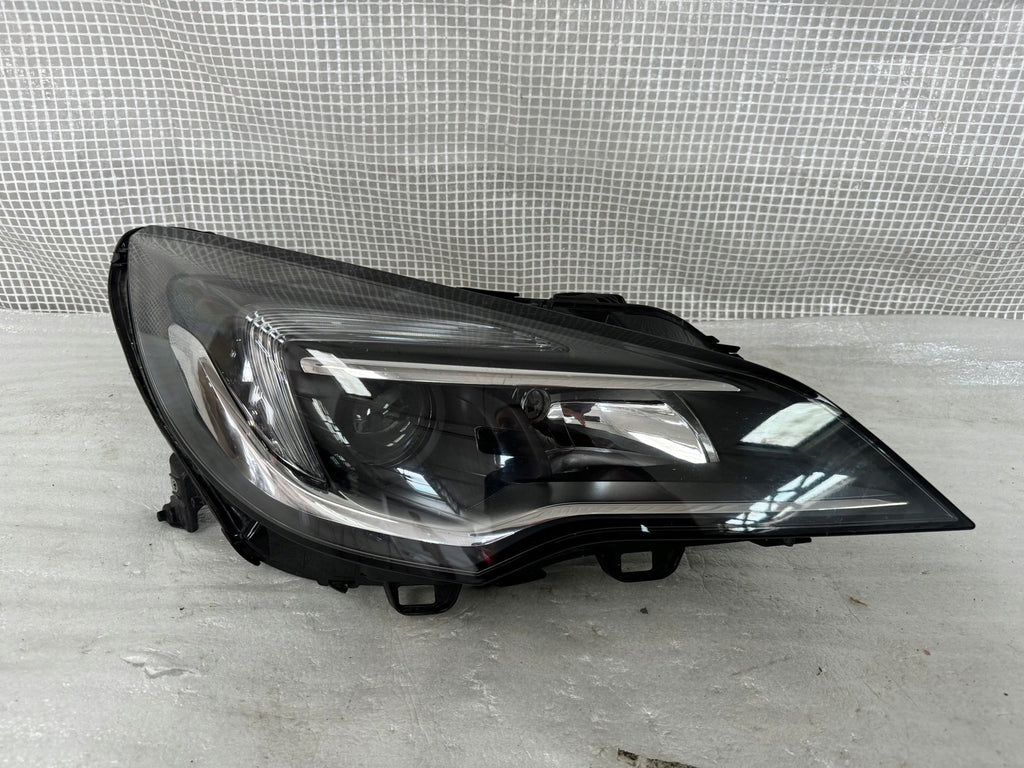 Frontscheinwerfer Opel Astra 39158006 Rechts Scheinwerfer Headlight