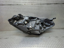 Laden Sie das Bild in den Galerie-Viewer, Frontscheinwerfer Toyota Yaris S25165904 Rechts Scheinwerfer Headlight SCH3549431359zp